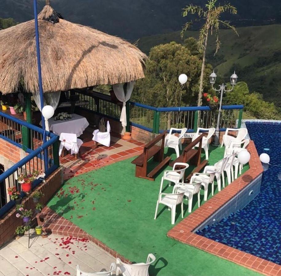 Castillo De Cascadas Finca Hotel Salamina Εξωτερικό φωτογραφία