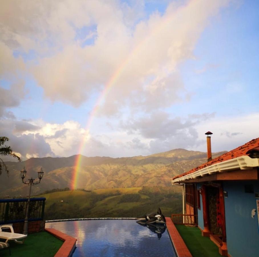 Castillo De Cascadas Finca Hotel Salamina Εξωτερικό φωτογραφία